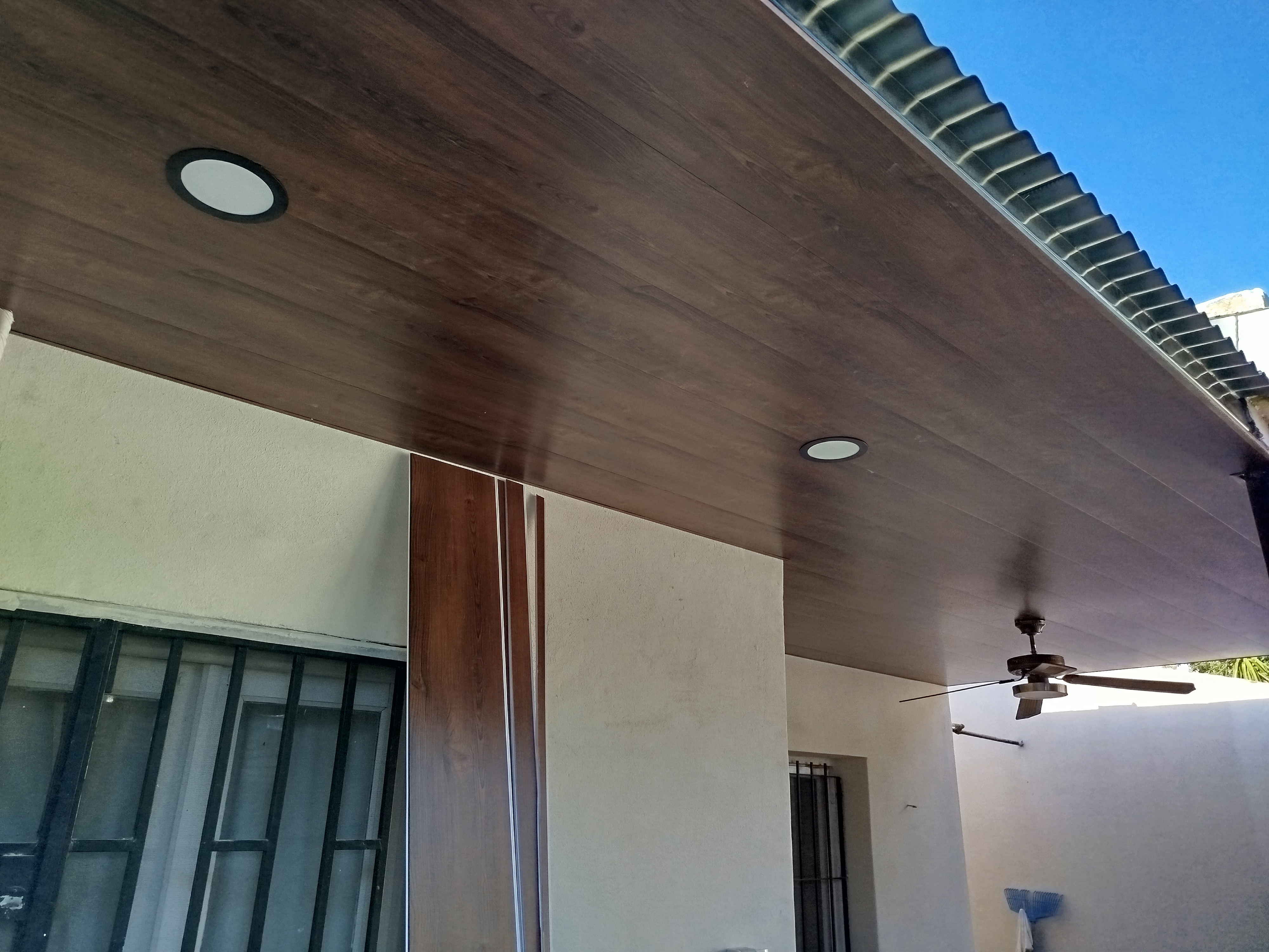 Revestimientos PVC — construcción en seco AMDOR